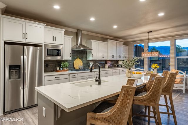 1016 Keystone Court, Gardnerville, NV 89460