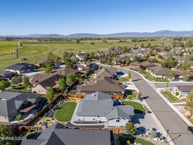 1016 Keystone Court, Gardnerville, NV 89460