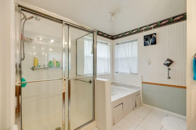 2819 S Peach Hollow Circle, Pearland, TX 77584