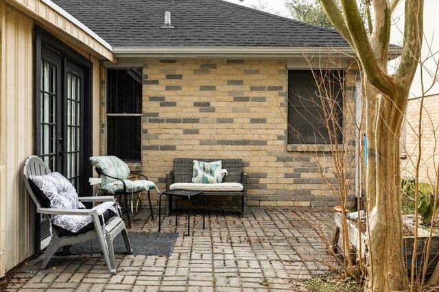 2819 S Peach Hollow Circle, Pearland, TX 77584