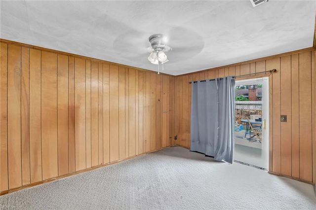 3412 Poppy CRES, Virginia Beach, VA 23453