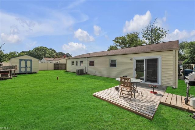 3412 Poppy CRES, Virginia Beach, VA 23453