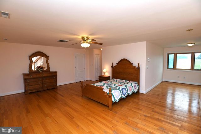 20503 DARNESTOWN RD, Dickerson, MD 20842