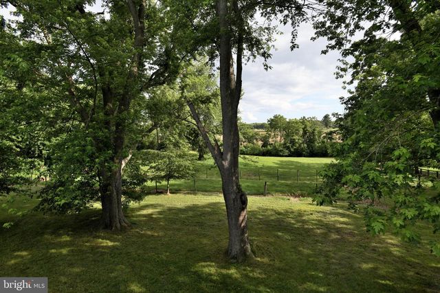 20503 DARNESTOWN RD, Dickerson, MD 20842