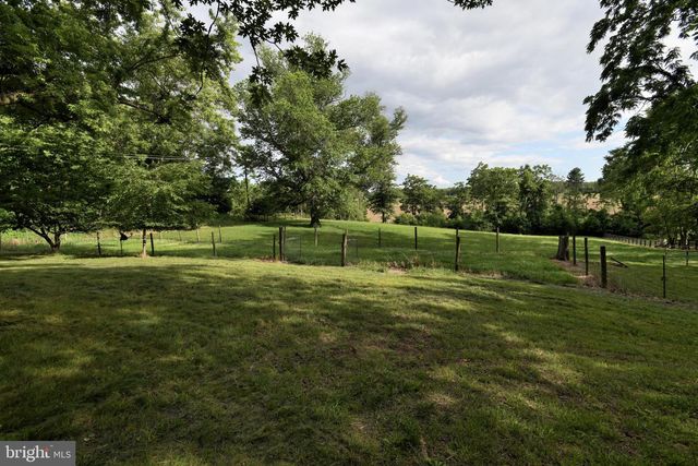 20503 DARNESTOWN RD, Dickerson, MD 20842
