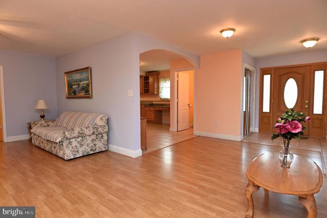 20503 DARNESTOWN RD, Dickerson, MD 20842