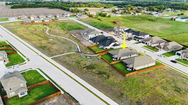 463 Yellowstar Lane, Lavon, TX 75166
