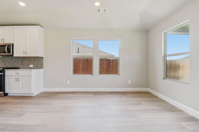 463 Yellowstar Lane, Lavon, TX 75166