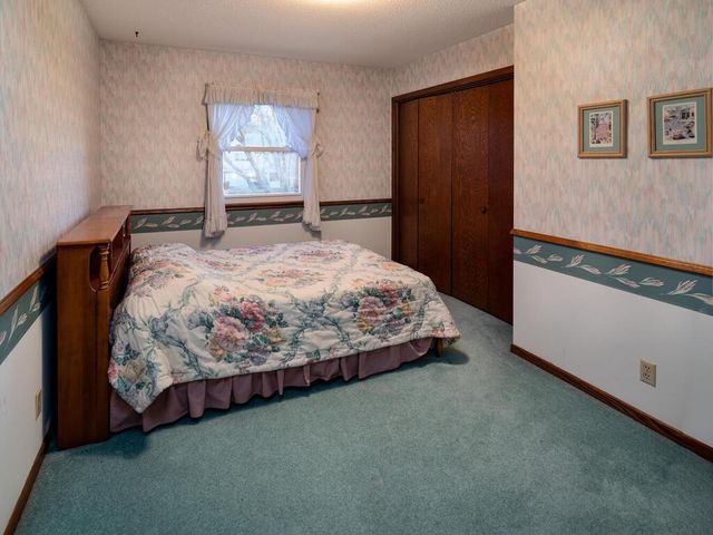 11818 Dunhill Road, Eden Prairie, MN 55344