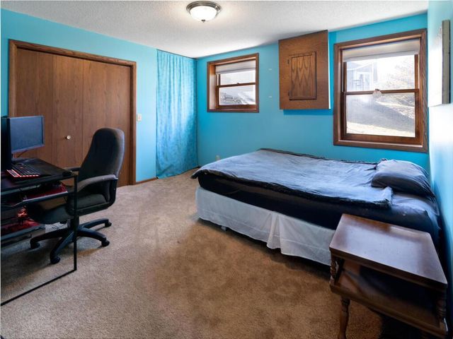 11818 Dunhill Road, Eden Prairie, MN 55344