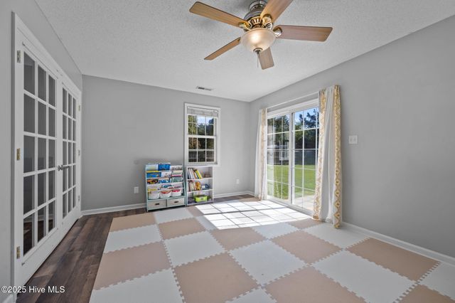725 Stonewall Avenue, Jacksonville, NC 28540