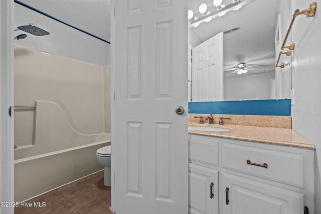 725 Stonewall Avenue, Jacksonville, NC 28540