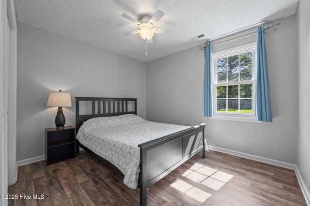 725 Stonewall Avenue, Jacksonville, NC 28540