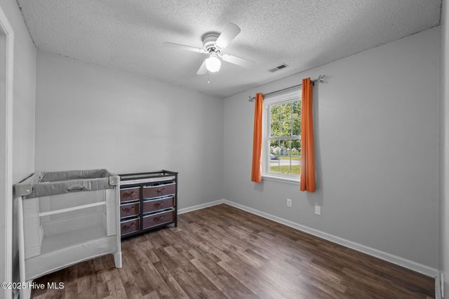 725 Stonewall Avenue, Jacksonville, NC 28540