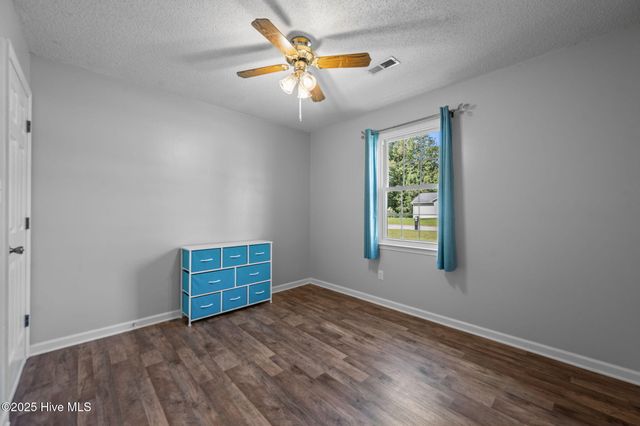 725 Stonewall Avenue, Jacksonville, NC 28540