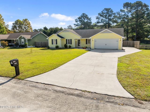 725 Stonewall Avenue, Jacksonville, NC 28540