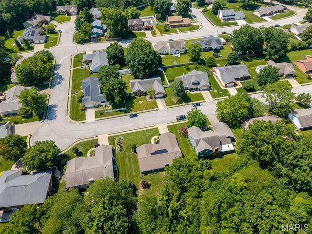 1334 Pepperidge Drive, O'fallon, IL 62269