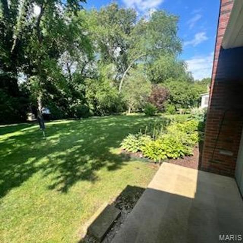 1334 Pepperidge Drive, O'fallon, IL 62269