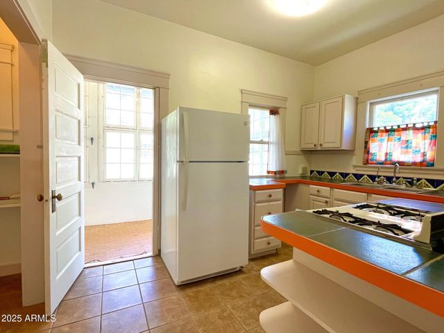 48 SHEARER Avenue, Bisbee, AZ 85603