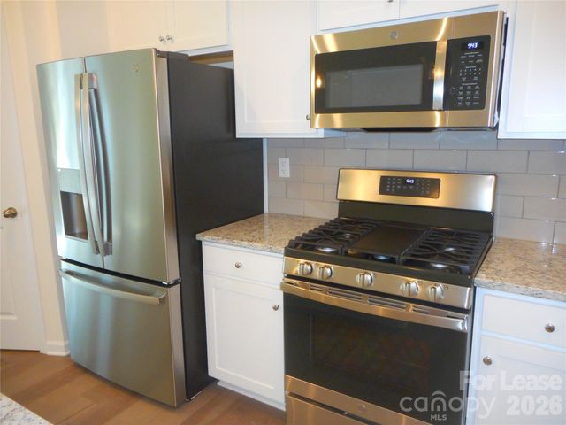 270 Harpers Run Lane, Matthews, NC 28104