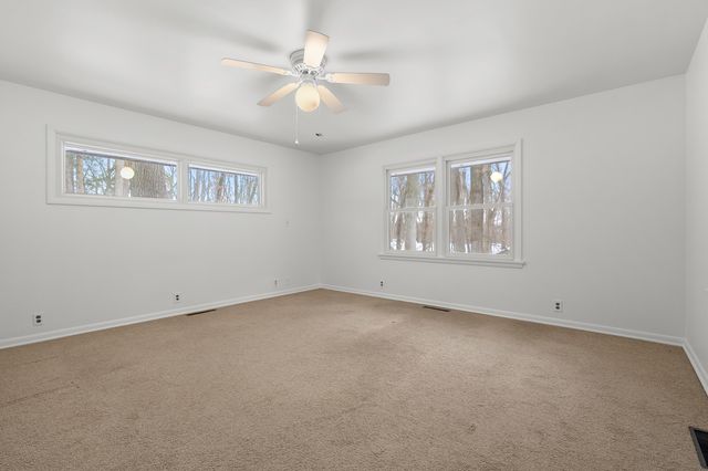 2702 Mockingbird Drive, Kalamazoo, MI 49008