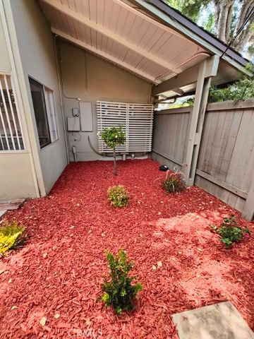 700 W Sierra Madre Boulevard 1, Sierra Madre, CA 91024