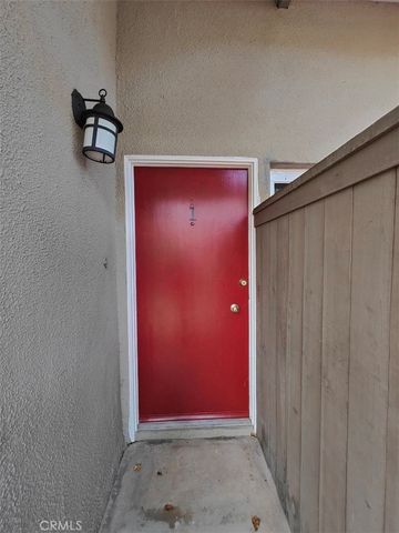 700 W Sierra Madre Boulevard 1, Sierra Madre, CA 91024