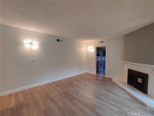 700 W Sierra Madre Boulevard 1, Sierra Madre, CA 91024
