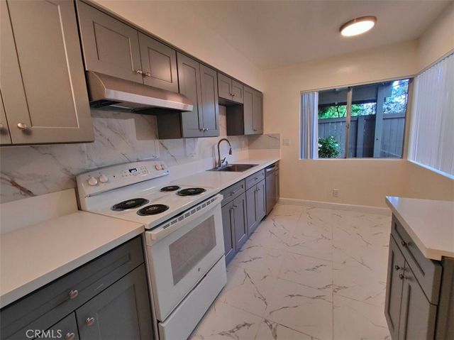700 W Sierra Madre Boulevard 1, Sierra Madre, CA 91024