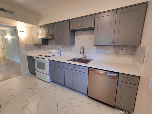 700 W Sierra Madre Boulevard 1, Sierra Madre, CA 91024