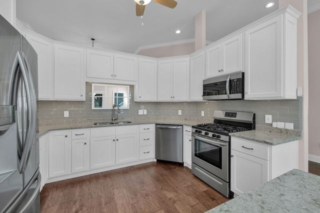 265 Shasteen Bend Dr, Winchester, TN 37398