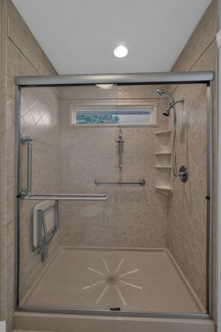 265 Shasteen Bend Dr, Winchester, TN 37398