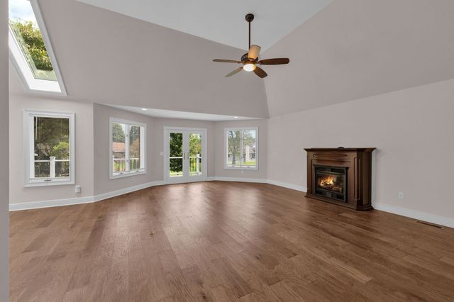 265 Shasteen Bend Dr, Winchester, TN 37398