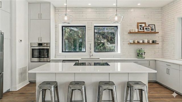 112 Rosa Dorsey Lane, St Simons Island, GA 31522