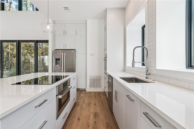 112 Rosa Dorsey Lane, St Simons Island, GA 31522