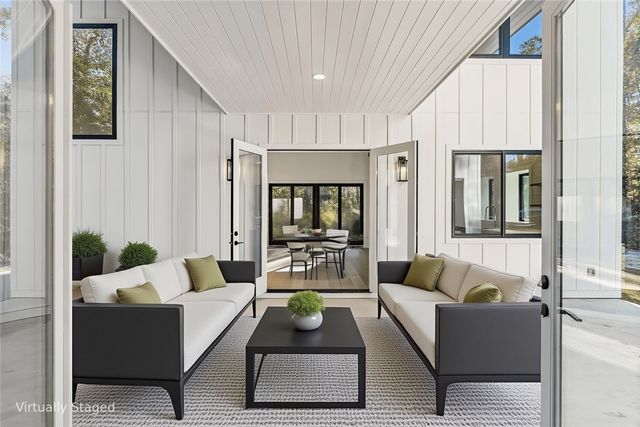 112 Rosa Dorsey Lane, St Simons Island, GA 31522