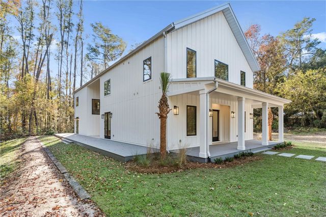 112 Rosa Dorsey Lane, St Simons Island, GA 31522