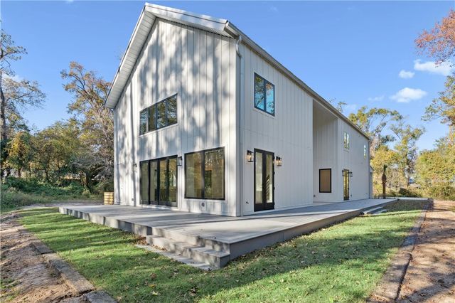 112 Rosa Dorsey Lane, St Simons Island, GA 31522