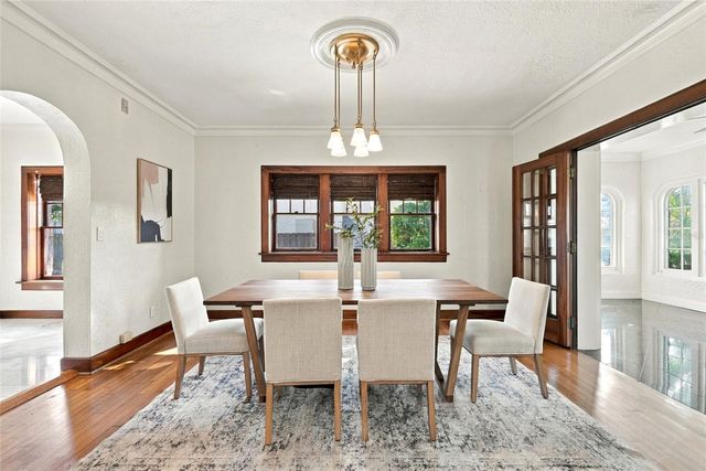 955 39TH AVENUE N, St Petersburg, FL 33703