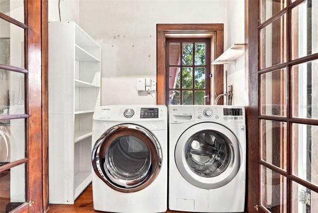 955 39TH AVENUE N, St Petersburg, FL 33703
