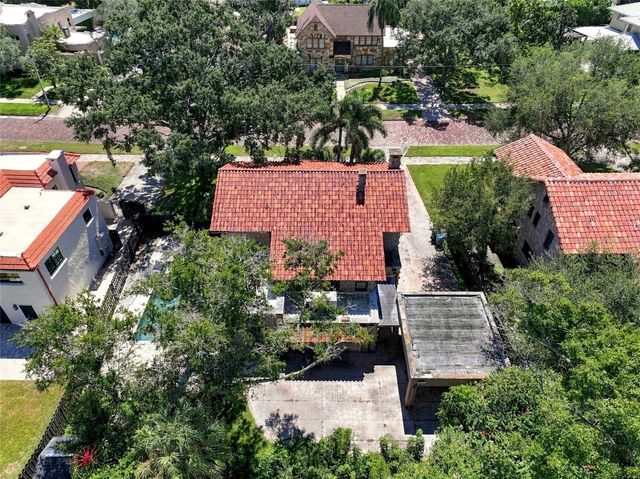 955 39TH AVENUE N, St Petersburg, FL 33703