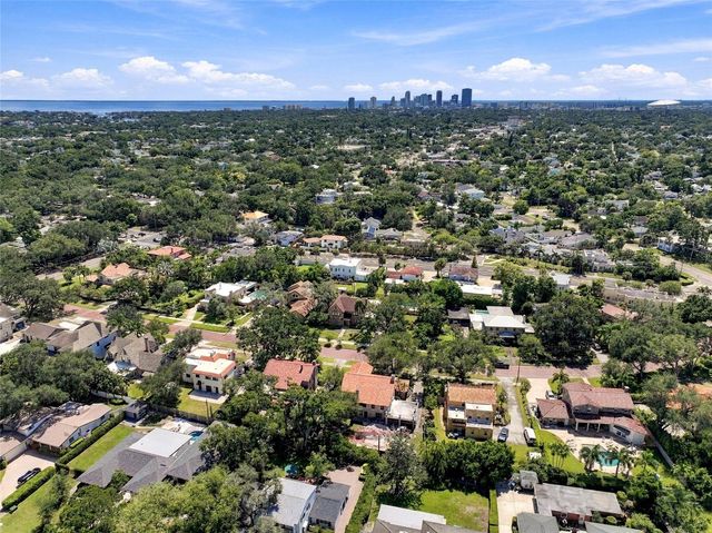 955 39TH AVENUE N, St Petersburg, FL 33703