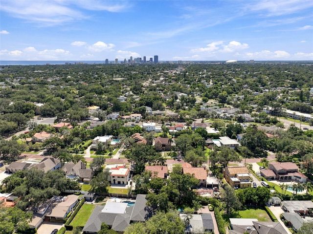 955 39TH AVENUE N, St Petersburg, FL 33703