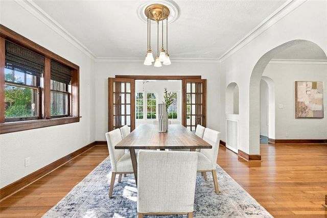955 39TH AVENUE N, St Petersburg, FL 33703