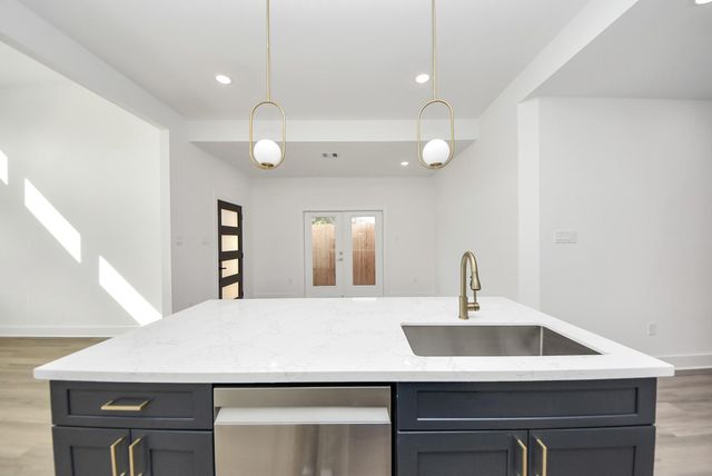 8125 Cabot Street, Houston, TX 77078