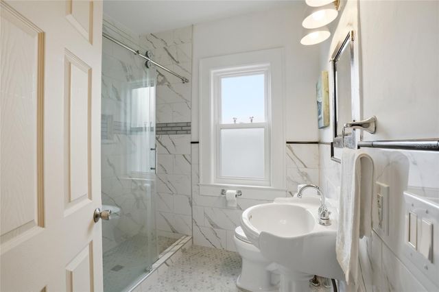 18 E ORANGE STREET, Davenport, FL 33837