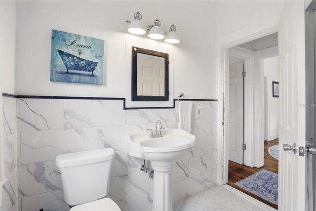 18 E ORANGE STREET, Davenport, FL 33837