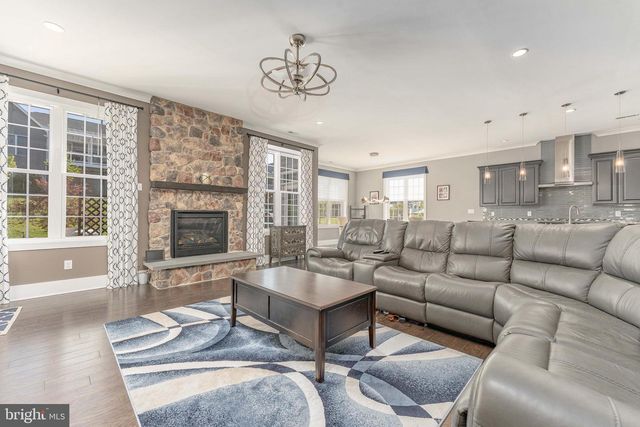 732 READING CIR, Phoenixville, PA 19460
