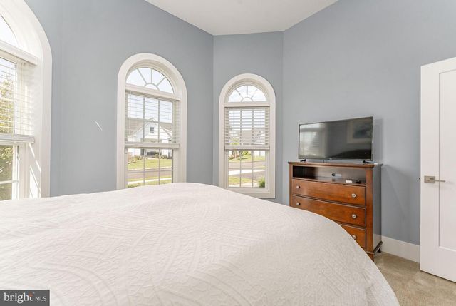 732 READING CIR, Phoenixville, PA 19460