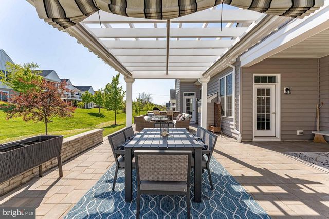 732 READING CIR, Phoenixville, PA 19460